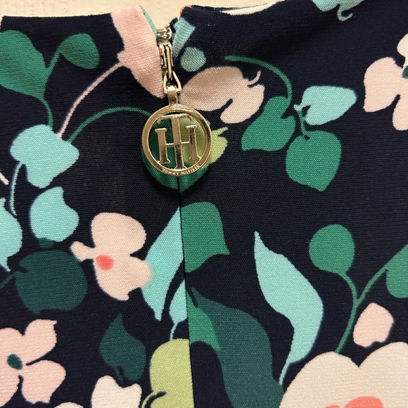 Tommy Hilfiger NWT Sz 8 Navy Blue & Multi Color Floral Dress - Picture 15 of 15
